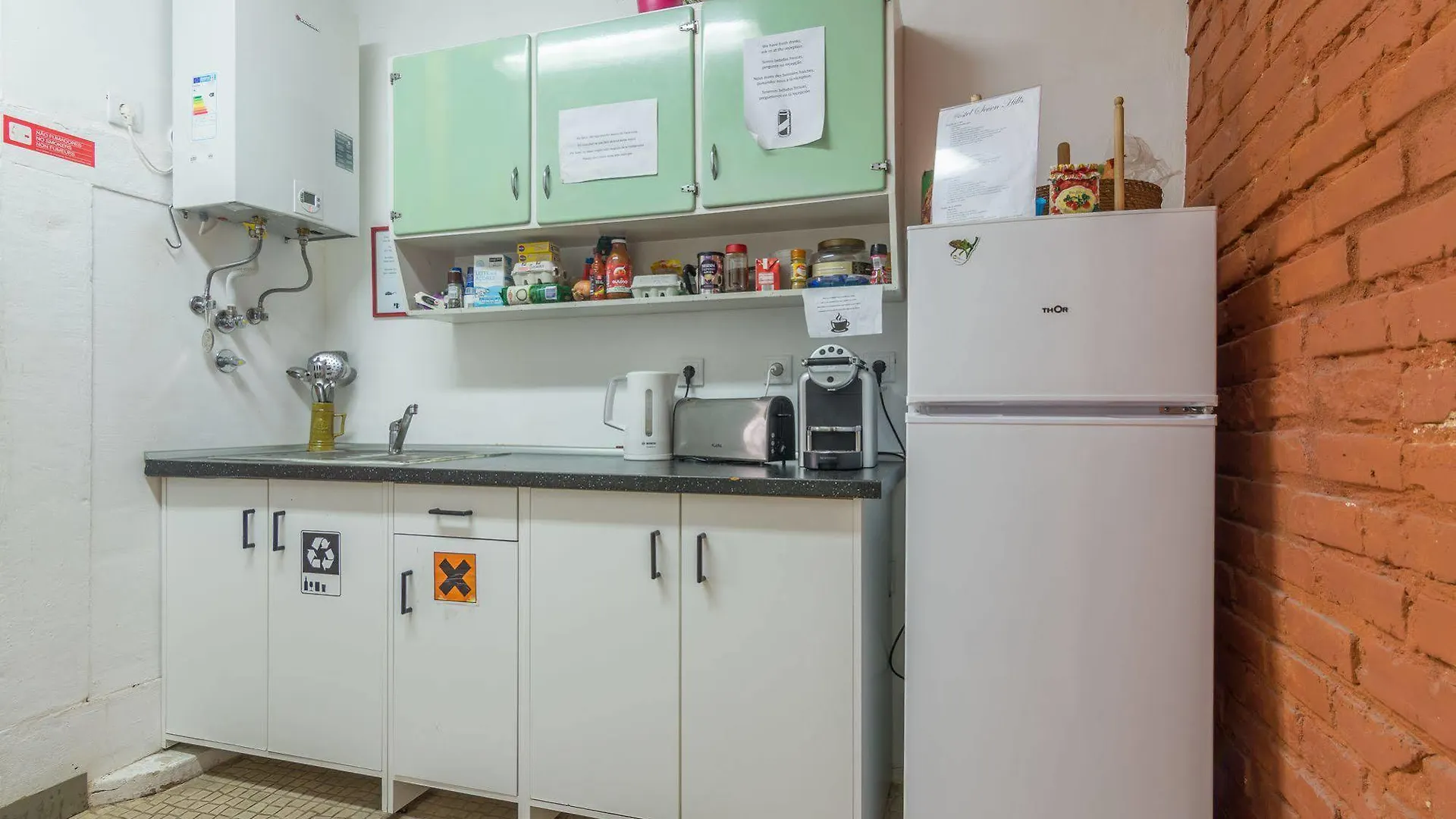 Hostel Seven Hills (Adults Only) Lisbon 0*,  Portugal